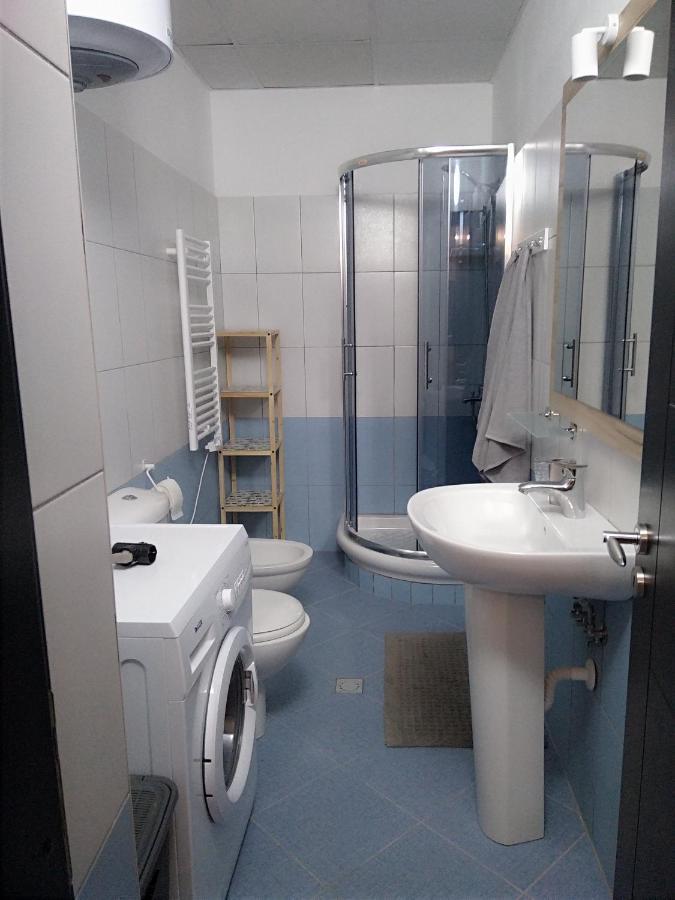Coastal Apartment Durres Bagian luar foto