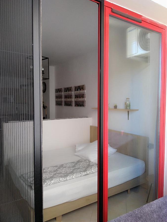 Coastal Apartment Durres Bagian luar foto
